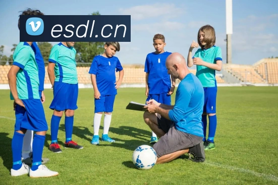 热刺女足唐佳丽比赛集锦视频回顾 技术细节展现留洋表现与角色价值